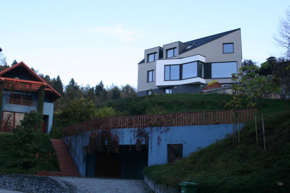 Stanovanjska hiša TZ