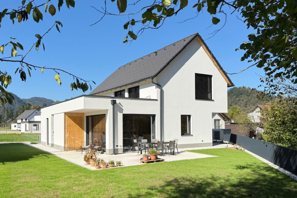 Stanovanjska hiša LEV